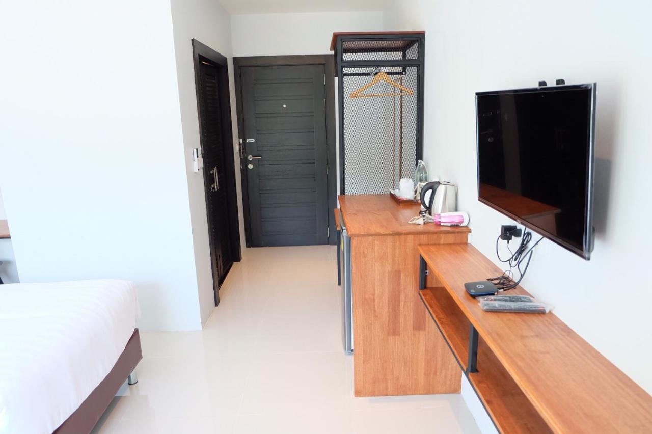 De Vine House Hotell Roi Et Exteriör bild