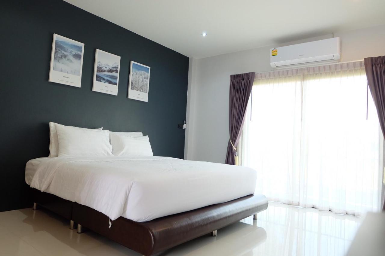 De Vine House Hotell Roi Et Exteriör bild